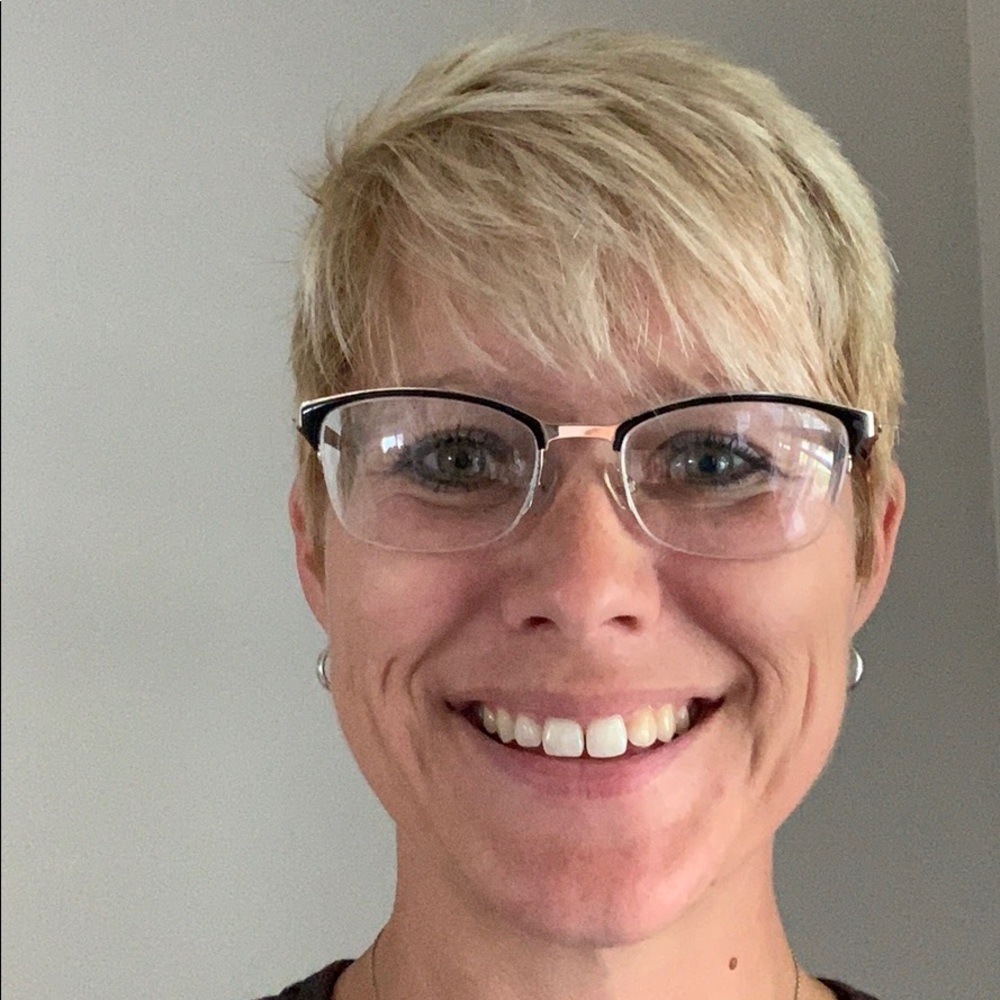 Meet your Posher, Lindsey